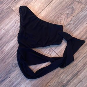 One shoulder tie wait crop top